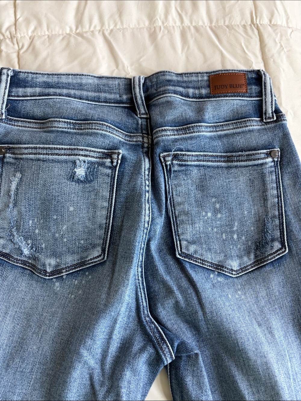 Judy Blue Distressed Boyfriend Jeans in Light Wash Blue - Picture 5 of 6